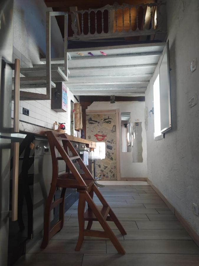 Apartmán Buhardilla Casco Historico Burgo Exteriér fotografie
